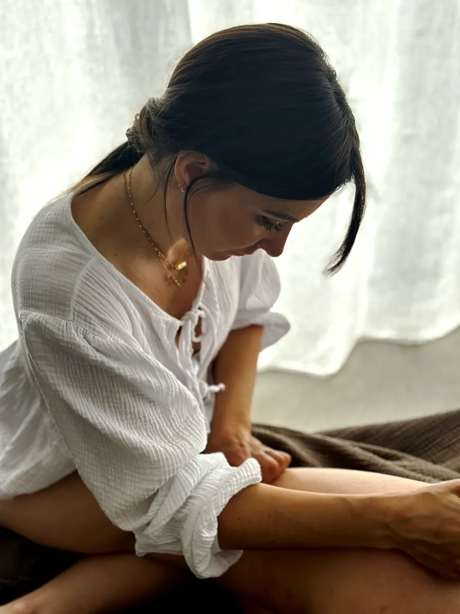 Massage corps et silhouette — remodelage